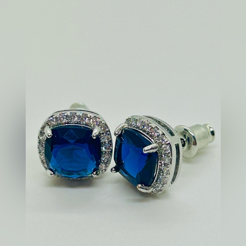 Blue Sapphire Silver Stud Earrings - Picture 5 of 5
